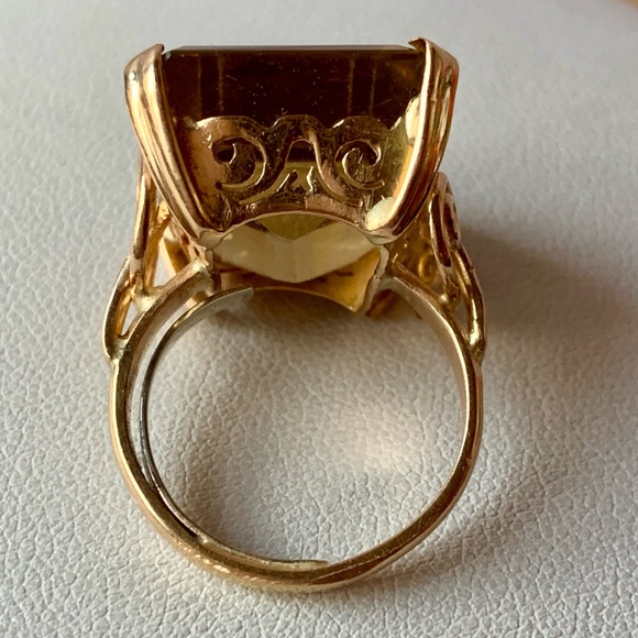 VINTAGE 14K YELLOW GOLD HUGE STEP EMERALD CUT CITRINE QUARTZ RING STATEMENT - Picture 6 of 16